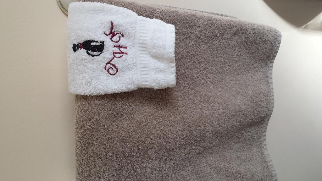 טימארו Townhouse Motel מראה חיצוני תמונה