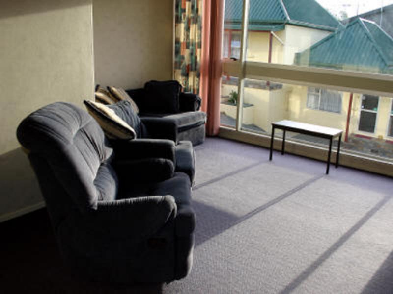 טימארו Townhouse Motel מראה חיצוני תמונה
